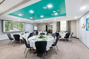 DoubleTree by Hilton London Kensington