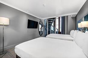 DoubleTree by Hilton London Kensington