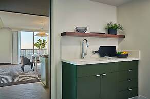 Pendry Newport Beach