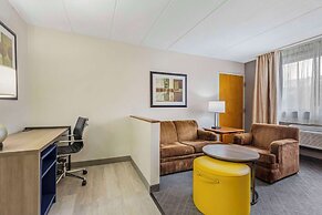 Comfort Inn Herndon - Reston