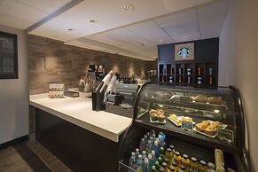 Hilton Kansas City Airport