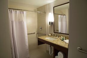 Hilton Kansas City Airport