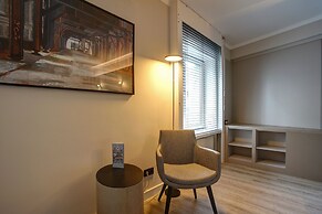 Premier Inn Köln City Centre