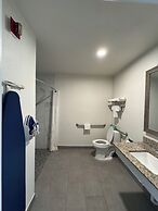 Clarion Inn & Suites Dothan South