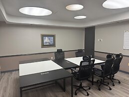 Clarion Inn & Suites Dothan South