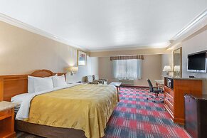 Quality Inn & Suites Oceanside near Camp Pendleton