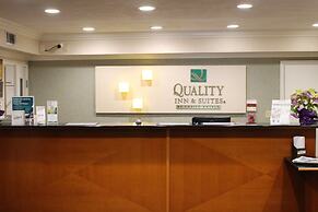 Quality Inn & Suites Oceanside near Camp Pendleton