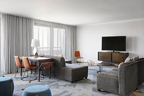 Renaissance Denver Hotel & Conference Center