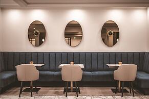 The Savoy Hotel on Little Collins Melbourne