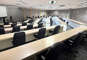 Holiday Inn Express Nashville Downtown - Broadway by IHG