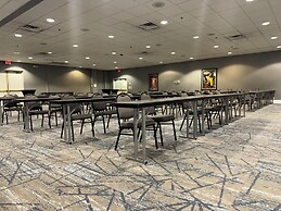 Holiday Inn Express Nashville Downtown - Broadway by IHG