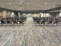 Holiday Inn Express Nashville Downtown - Broadway by IHG