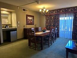 Piccadilly Inn Airport