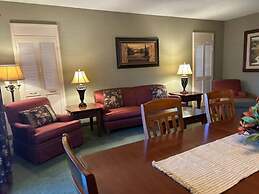 Piccadilly Inn Airport