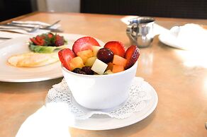 Piccadilly Inn Airport