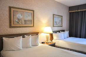 Piccadilly Inn Airport