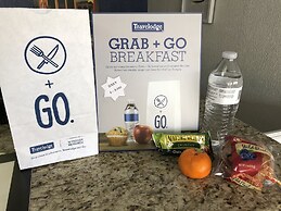 Travelodge by Wyndham Fort Myers North