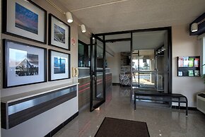 Fair View Inn & Suites