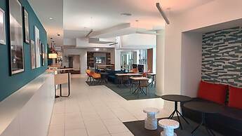 Holiday Inn Express Lille Centre by IHG