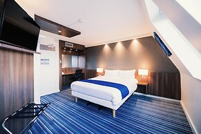 Holiday Inn Express Lille Centre by IHG
