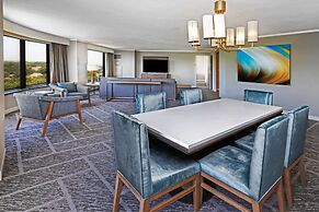 DoubleTree by Hilton Tulsa - Warren Place