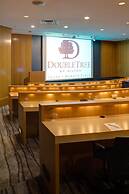 DoubleTree by Hilton Tulsa - Warren Place