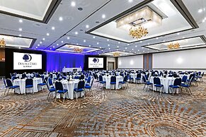 DoubleTree by Hilton Tulsa - Warren Place