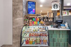 DoubleTree by Hilton Tulsa - Warren Place