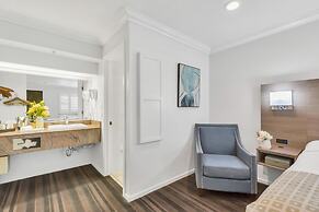 Napa Valley Hotel & Suites