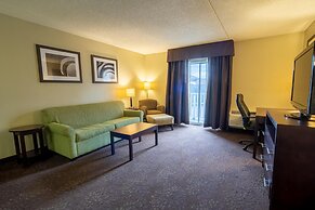 Holiday Inn Express Hotel & Suites Pittsburgh Airport, an IHG Hotel