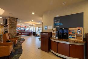 Holiday Inn Express Hotel & Suites Pittsburgh Airport by IHG