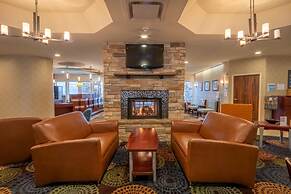 Holiday Inn Express Hotel & Suites Pittsburgh Airport by IHG