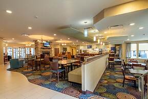 Holiday Inn Express Hotel & Suites Pittsburgh Airport by IHG