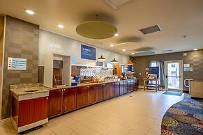 Holiday Inn Express Hotel & Suites Pittsburgh Airport by IHG