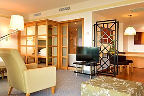 Pestana Carlton Madeira Ocean Resort Hotel