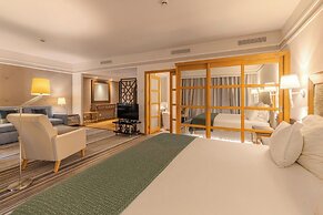 Pestana Carlton Madeira Ocean Resort Hotel