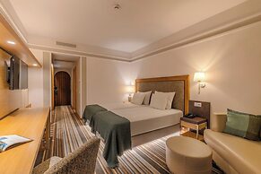 Pestana Carlton Madeira Ocean Resort Hotel