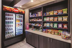 La Quinta Inn by Wyndham Indianapolis North at Pyramids