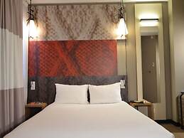 ibis Melun Hotel