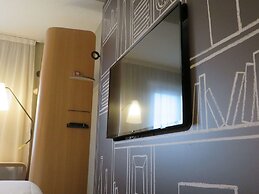 ibis Melun Hotel