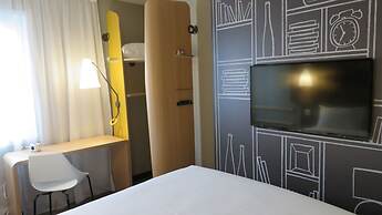 ibis Melun Hotel