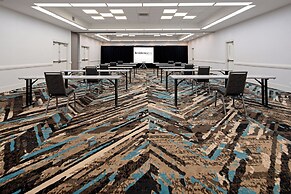 Staybridge Suites Oxnard River Ridge, an IHG Hotel