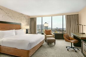 Doubletree by Hilton McLean Tysons
