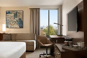 Doubletree by Hilton McLean Tysons