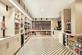 Doubletree by Hilton McLean Tysons