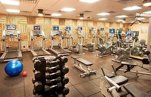 Doubletree by Hilton McLean Tysons