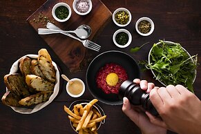 Four Seasons Hotel Toronto