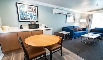 Alexis Park All Suite Resort