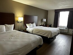 Econo Lodge Inn & Suites