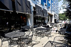 Sheraton Niagara Falls